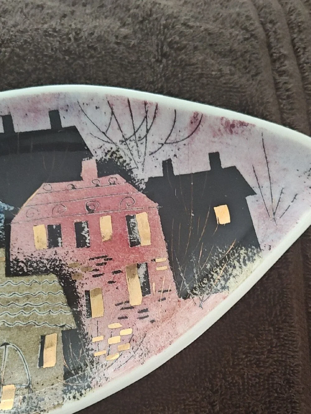 Sacsha Brastoff Decorative Village Ceramic Tray - Pink and Blue